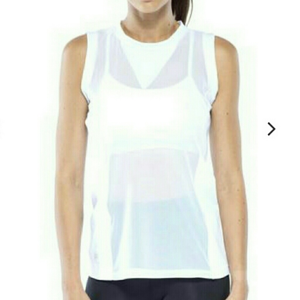 Last one!!! Electric Yoga overlaying mesh tank w/ bra